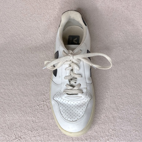 Veja Single Right Shoe Sneaker-White/Black-Women’s 8-Amputee/Injury-One Shoe-EUC - Picture 6 of 7